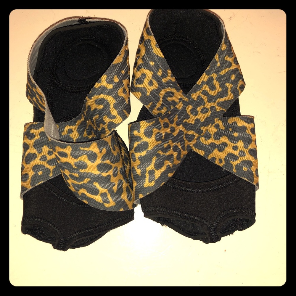 Nike barre slippers - Brand New!